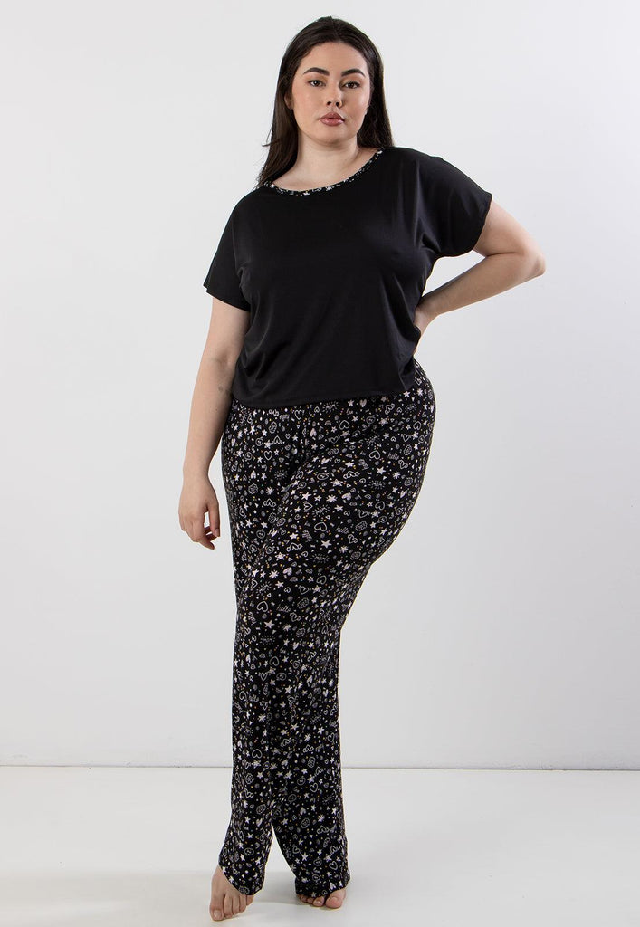 Pijama Plus Size Calça Estampada + Blusa Manga Curta Lisa - Diluxo