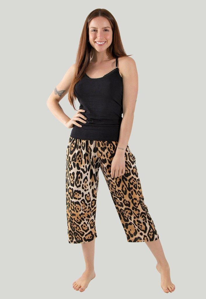  Pijama Calça Pantacourt e Blusa Canelada Feminino